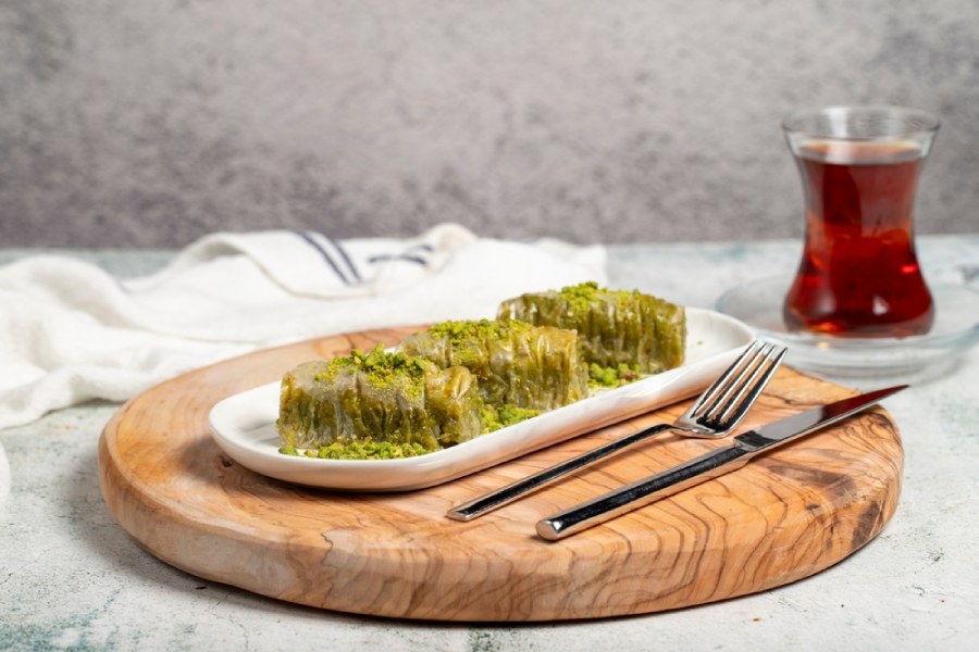 فستق دولاما