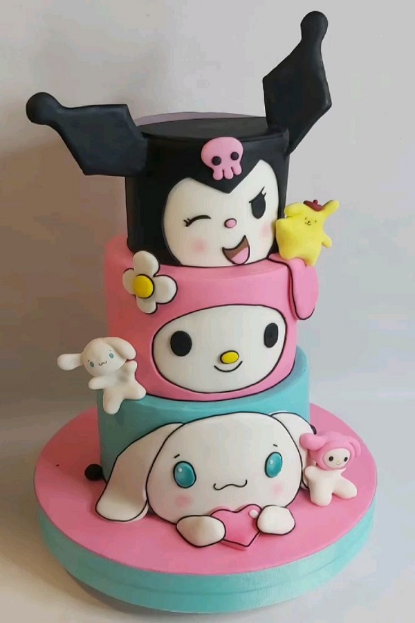 کیک تولد کرومی و ملودی