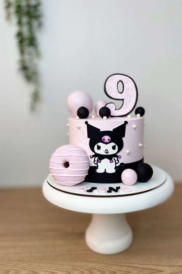 کیک تولد کرومی ساده