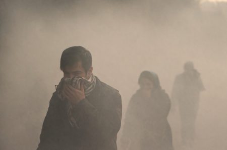 اقدامات حیاتی در مواجهه با دود و گازهای سمی در هنگام جنگ